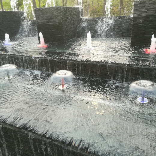 涡阳公园声控喷泉湿润周围空气