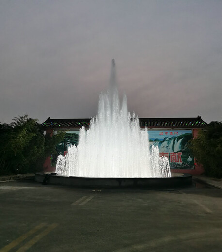 淮滨湖面音乐喷泉绿色节能环保