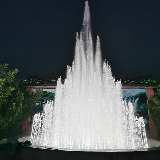 华容公园呐喊喷泉水的射流控制稳定