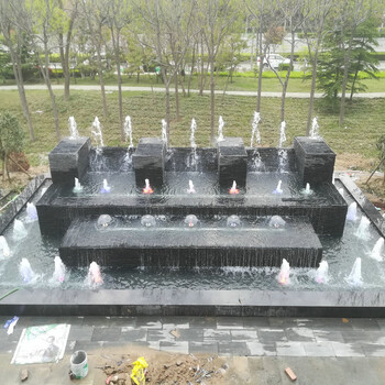 枣庄小区程控喷泉功能与艺术的结合