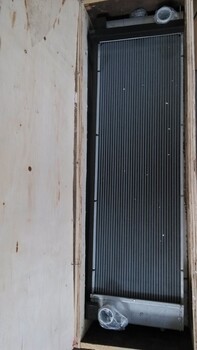 卡特挖掘機(jī)配件CAT349D水箱383-6407
