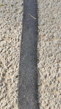武清沥青路面贴缝带多少钱一米长度2.5mm3.0mm