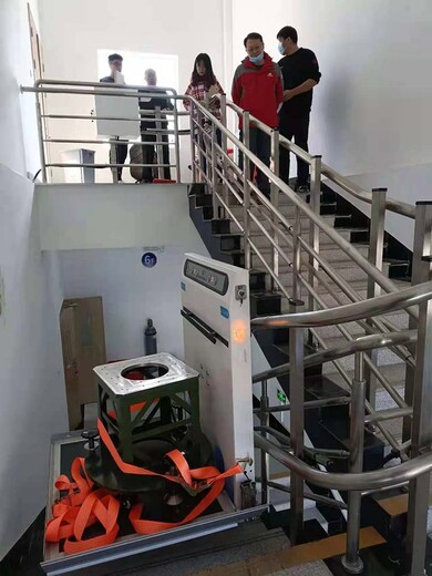 地下广场电梯临汾市定制轮椅爬楼设备无障碍斜挂电梯
