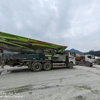 貴港市混凝土泵車(chē)出租，車(chē)載泵出租，地泵出租，52米62米泵出租