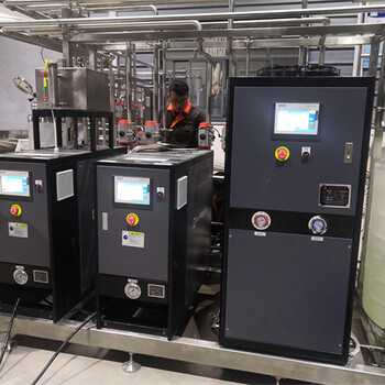 浙江麗水模溫機(jī)高溫油溫機(jī)歐能油循環(huán)溫度控制機(jī)