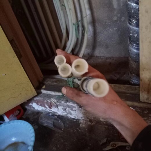 定州地暖清洗電話地暖查漏暖氣片安裝技術(shù)高超