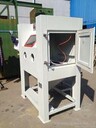 生產(chǎn)噴砂防腐設備噴砂機噴砂罐噴砂服噴砂箱