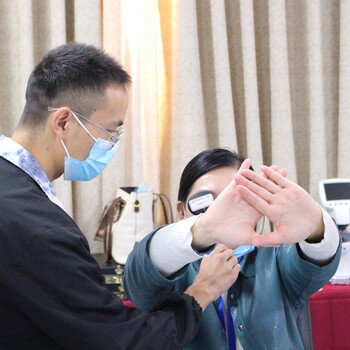 視力養(yǎng)護(hù)中心恢復(fù)近視靠譜嗎？