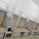 潮州市工地鐵板上下床龍骨單層鐵床批發(fā)高低鐵床子母鐵床工廠組裝