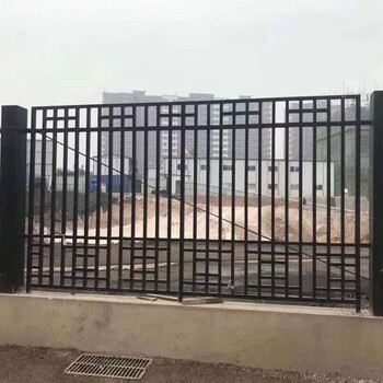 广州市小区护栏铁艺护栏道路隔离护栏锌钢护栏现货