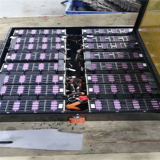 無錫電動汽車底盤電池回收-新能源鋰電池處理回收上門電話
