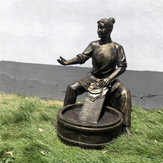 洗衣服的婦女雕塑，小孩幫媽媽洗衣服雕塑