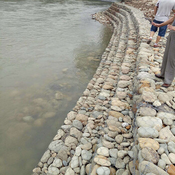 河道護(hù)岸格賓石籠岸坡治理格賓石籠