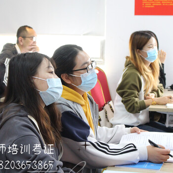 開眼鏡店---學驗光配鏡技術去哪里？
