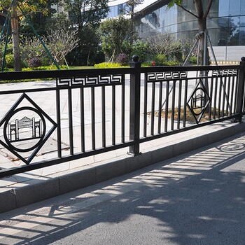 廣州人行道防護欄桿廠家荔灣交通市政護欄安裝