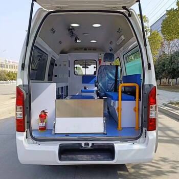 巴彥淖爾大通v80救護車