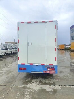 新疆昌吉流動(dòng)售賣車
