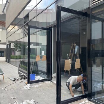 西安含光路玻璃門(mén)維修,朱雀路感應門(mén)玻璃門(mén)維修安裝