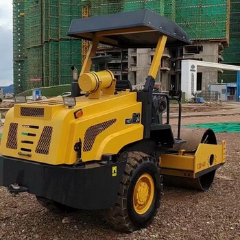 2023款洛工5噸機(jī)械傳輸液壓振動(dòng)單鋼輪振動(dòng)壓路機(jī)