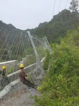 石山坡挂网边坡防护网