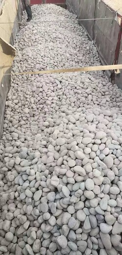 齊齊哈爾昂昂溪區(qū)米黃色鵝卵石變壓器濾油池圖片大全