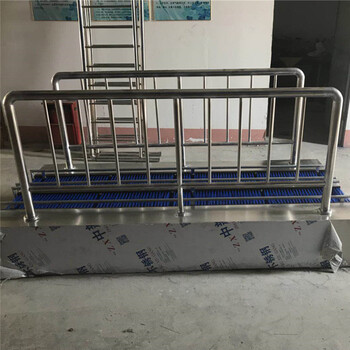 礦用無動力洗靴機礦用洗靴機供應(yīng)噴淋式?jīng)_洗靴機