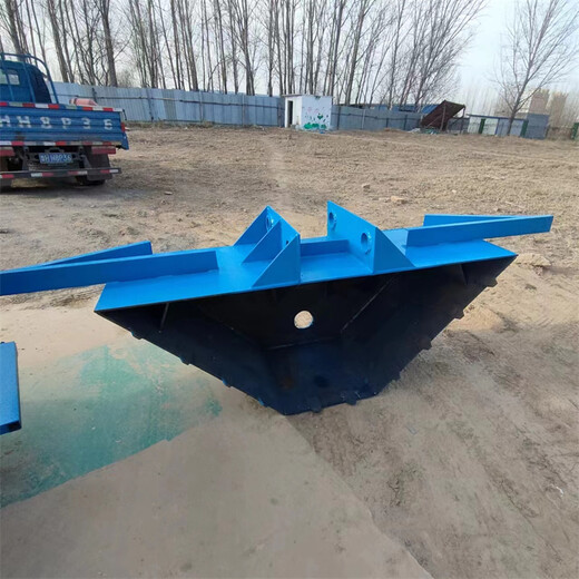 排灌渠道成型機公路排水溝襯砌成型機自走式現(xiàn)澆水渠成型機