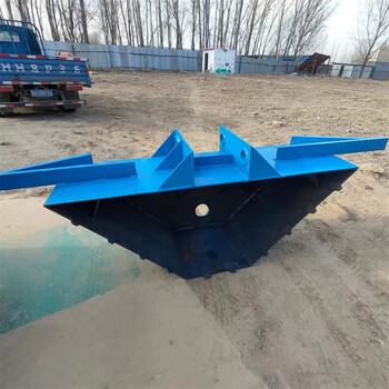 澆筑式渠道襯砌機(jī)全自動渠道成型機(jī)報(bào)價(jià)T型渠水渠機(jī)