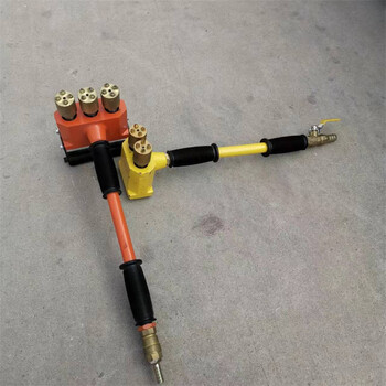 隧道用挖機(jī)鑿毛機(jī)大型座駕鑿毛機(jī)隧道矮邊墻混凝土拉毛機(jī)