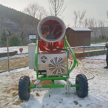 山東造雪機出租滑雪場(chǎng)可用人工造雪噴雪機小型造雪機