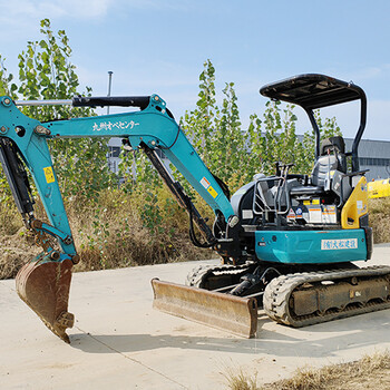 潍坊微挖二手市场小型进口挖掘机挖土机