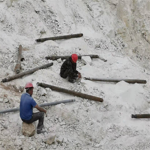 新疆石河子矿山开采设备二氧化碳气体爆破