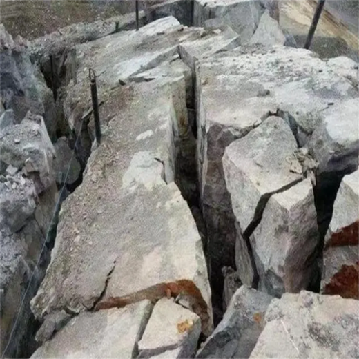 青海海北矿山隧道爆破设备气体爆破