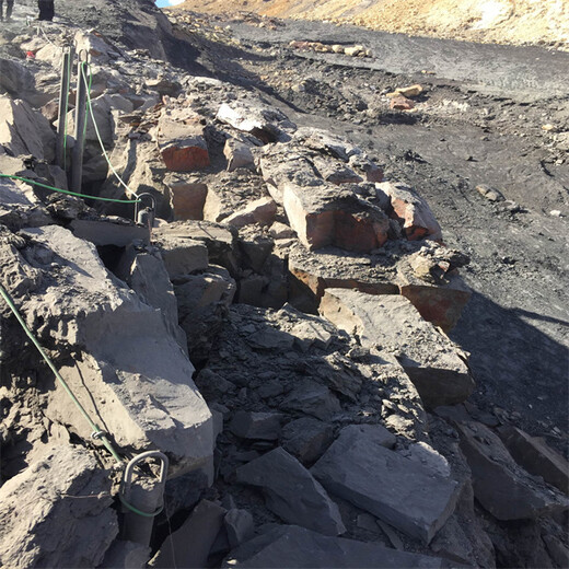 西藏修路施工爆破设备厂家二氧化碳爆破