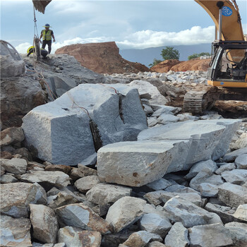 資陽機(jī)載式液壓開山器施工方法方案