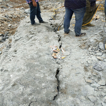 湖南湘潭挖机带动式岩石劈裂器一根多少钱