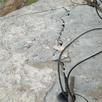 遼寧撫順液壓巖石劈裂器大型分裂棒多少錢一套