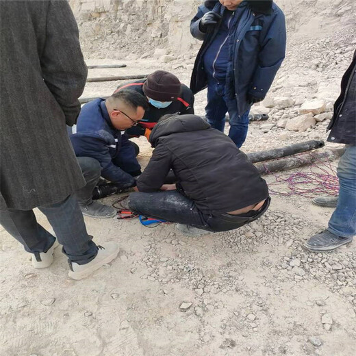 新疆昌吉二氧化碳气体爆破设备厂家