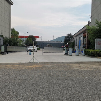 梁山智能停車場、梁山車牌識別道閘銷售