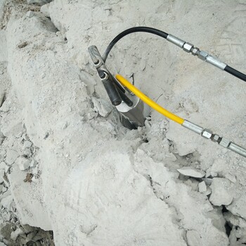 玄武岩开采用机器劈裂机