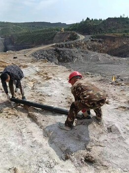 四川攀枝花隧道静态爆破导购