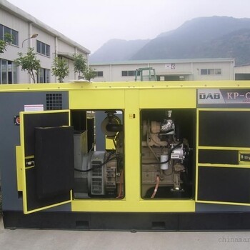 東臺市大型靜音發(fā)電機(jī)租賃歡迎致電千伏安