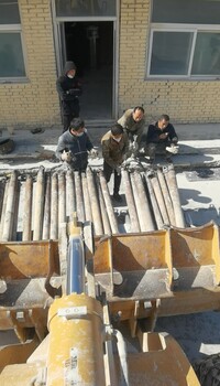 新疆和田二氧化碳爆破設(shè)備多少錢一臺