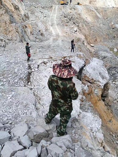 海南海口炸藥審批不了怎么二氧化碳氣體爆破