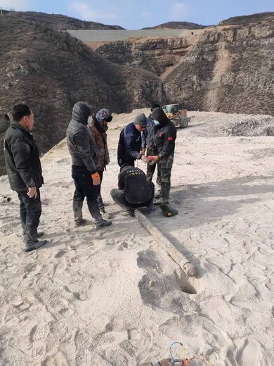浙江金華中德鼎立氣體爆破體爆破廠家教學(xué)