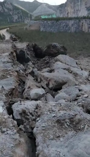 遼寧葫蘆島二氧化碳?xì)怏w爆破石料廠