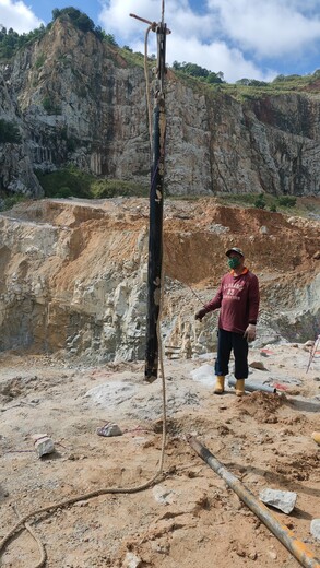 河北石家莊氣體膨脹爆破氣體爆破廠家教學(xué)