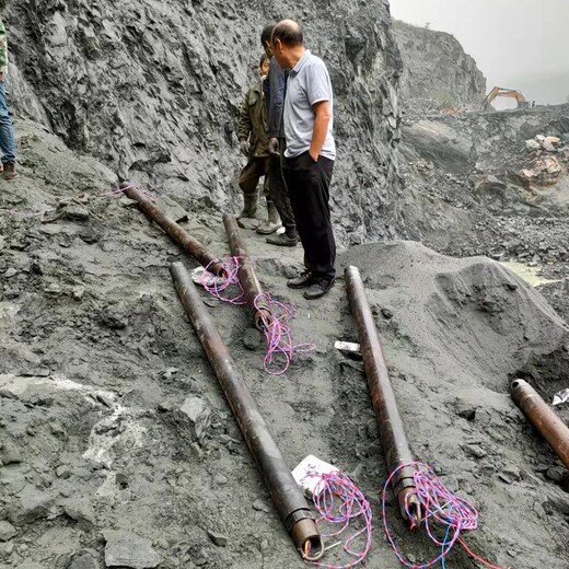 新疆克孜勒苏二氧化碳爆破设备施工现场