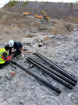 福建廈門(mén)替代炸藥開(kāi)山礦山機(jī)械設(shè)備廠家
