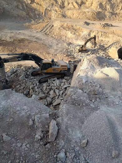 山东日照气体致裂爆破矿山机械设备厂家